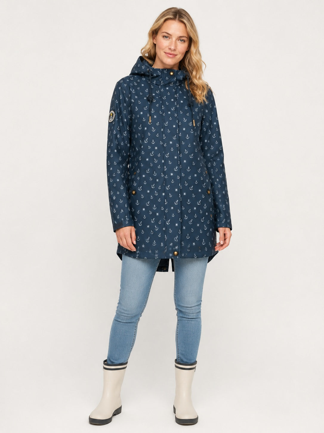 Ankerglut Softshelljacke Ankerglutschein in Navy, Vorderansicht am Model