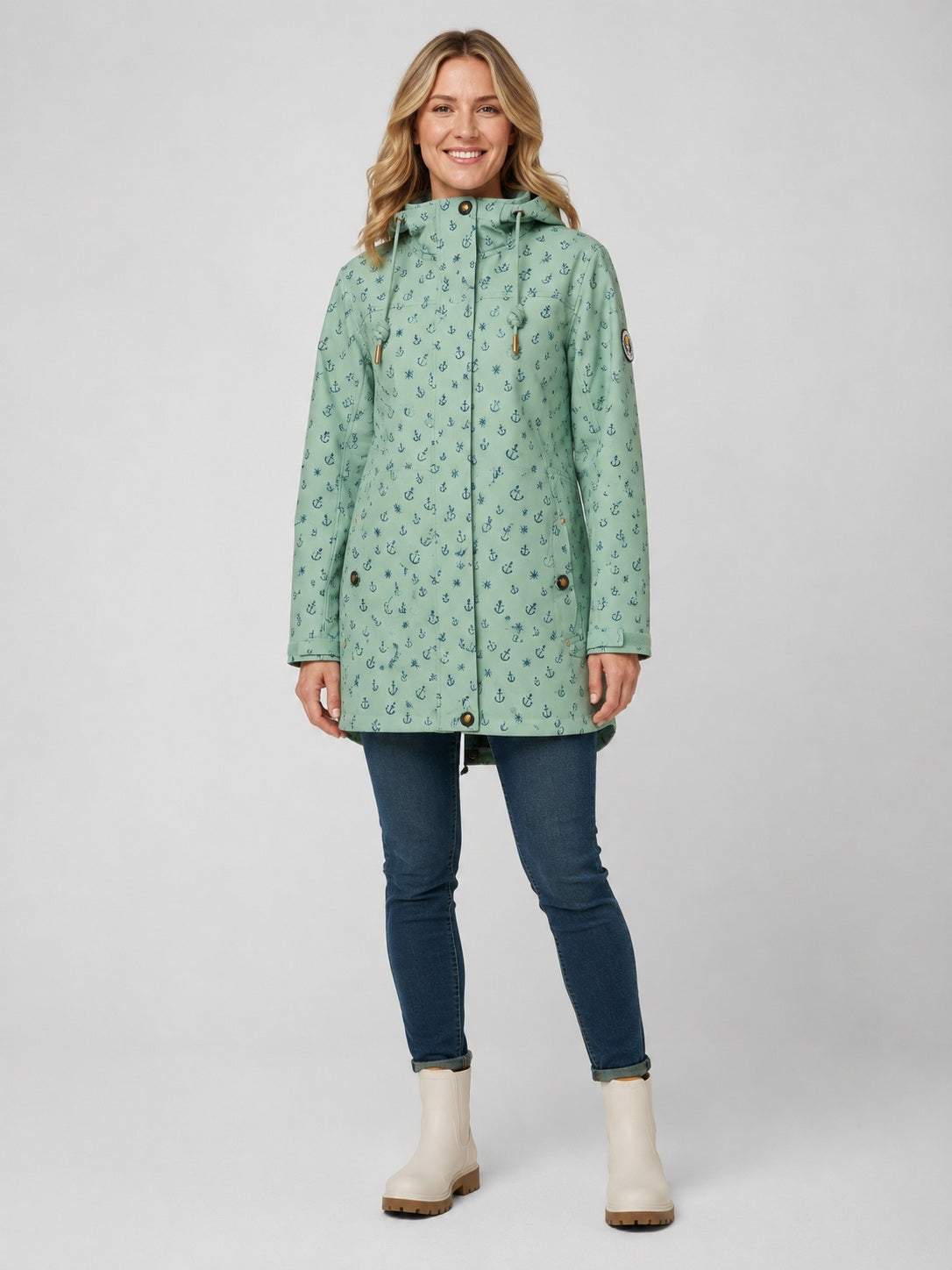 Ankerglut Softshelljacke Ankerglutschein in Grau, Vorderansicht am Model