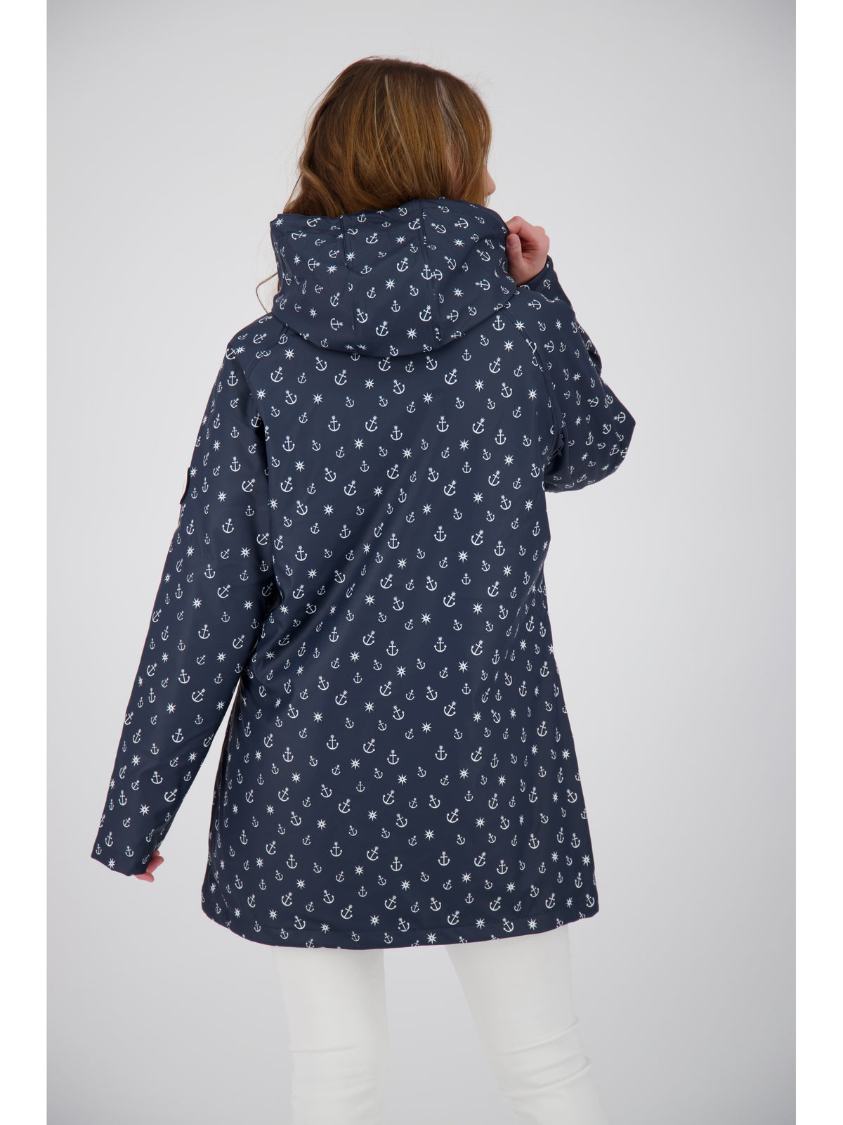 Ankerglut Friesennerz Ankerglutwolke in Navy, Rueckansicht am Model