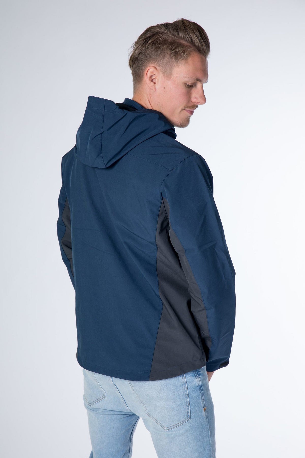 DEPROC Softshelljacke NUNAVUT Navy – Bild 2 (Quelle OSHOP)