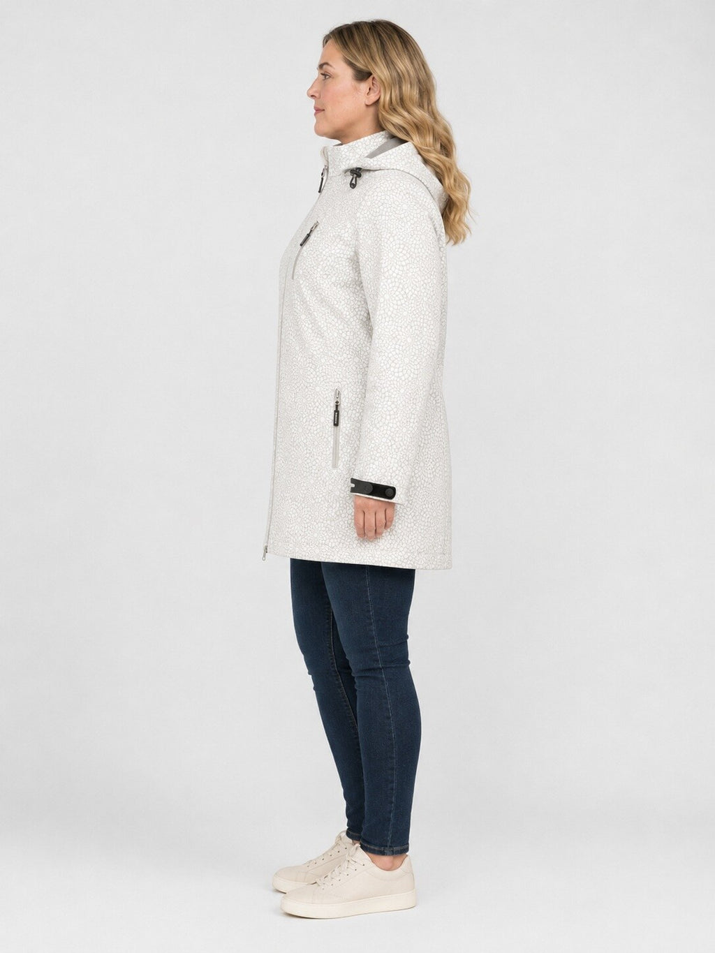 DEPROC SHELBY LONG Weiß – XXL-Modelbild 2