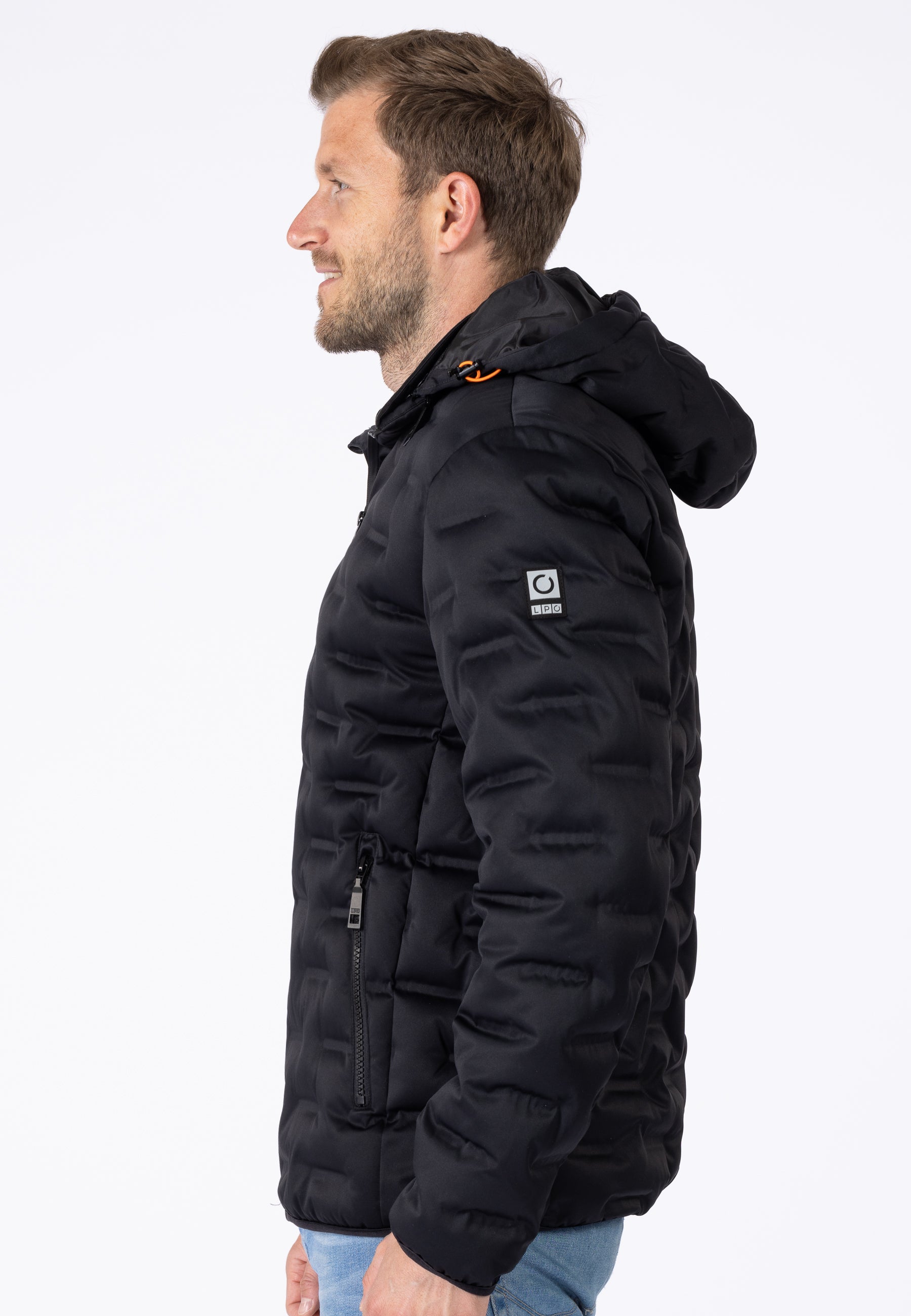 900|3