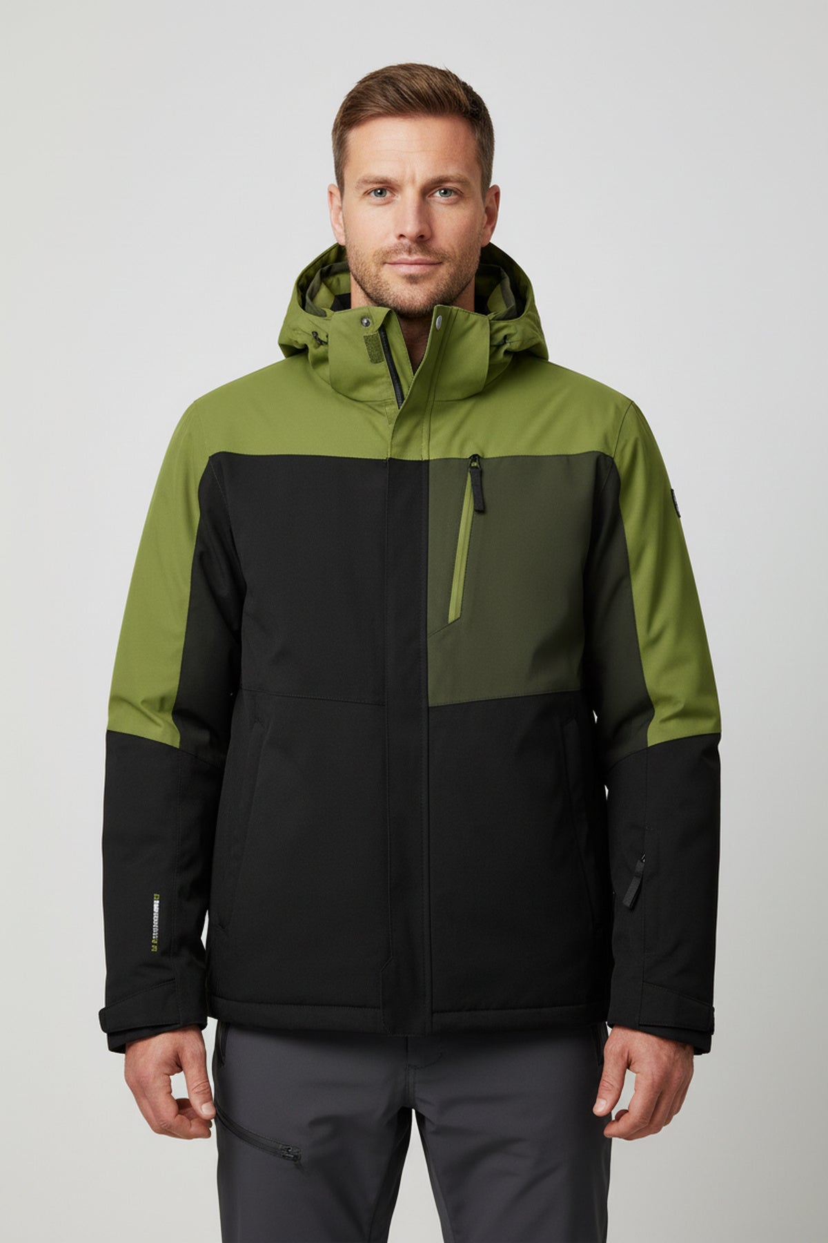 Killtec Herren Skijacke KSW 52 schwarz – Modelfoto vorne